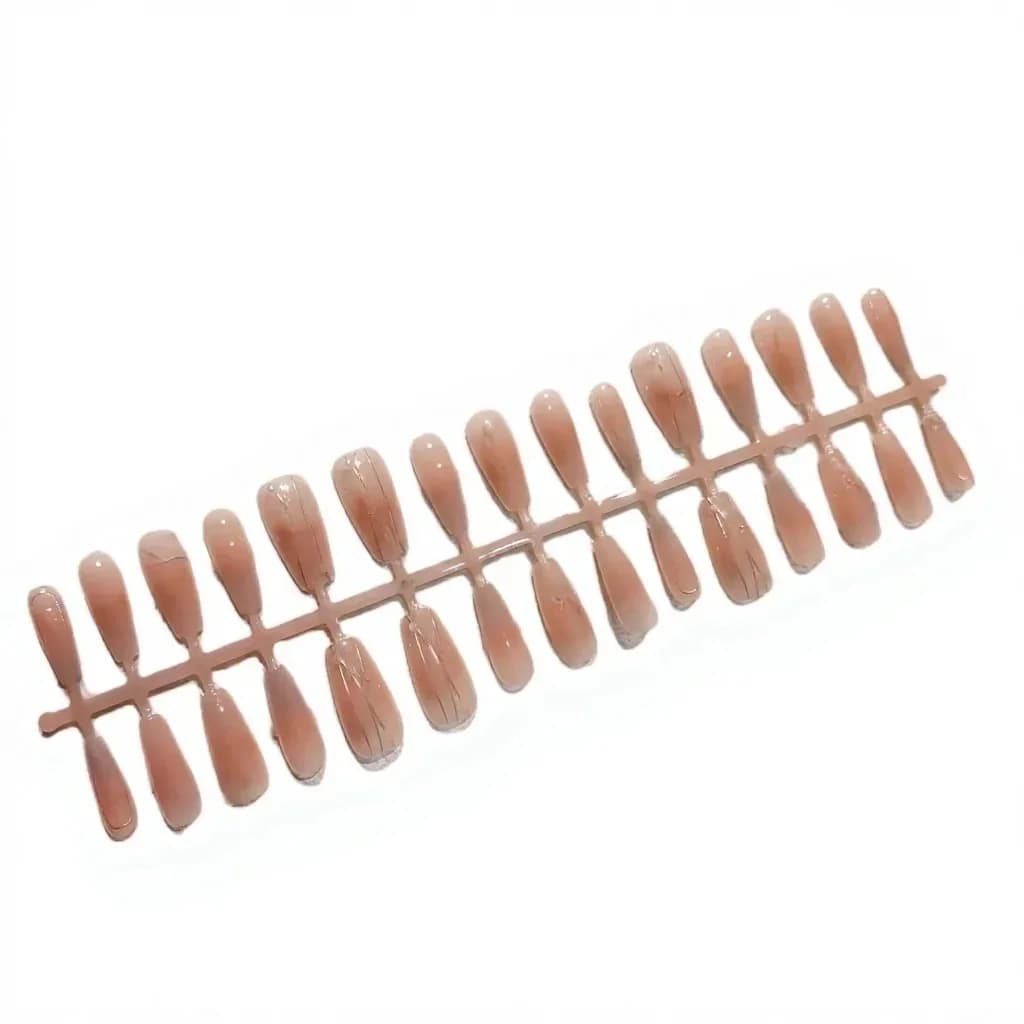 Накладні нігті Gold Line Rose з метеликами та блиском Cat Eye